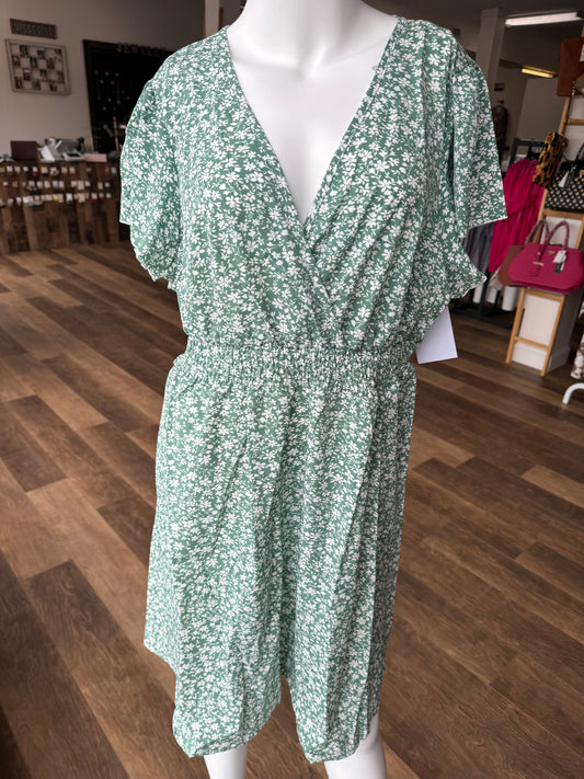 Plus Size Green Ditsy Print Dress